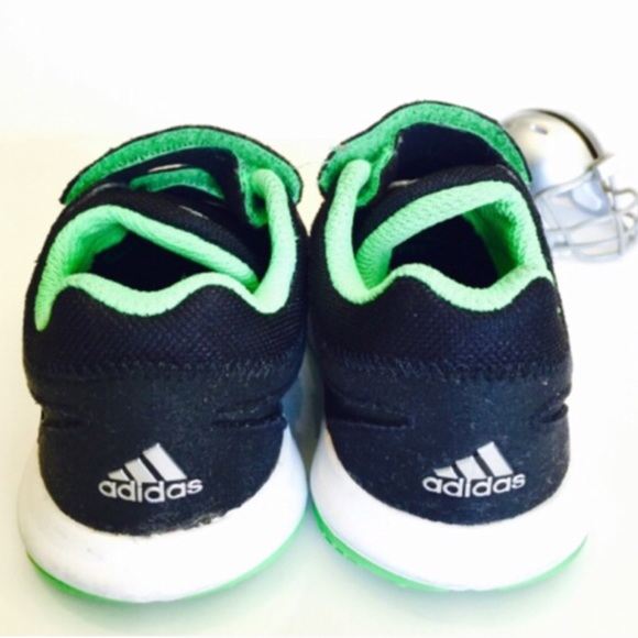 infant size 6 adidas trainers